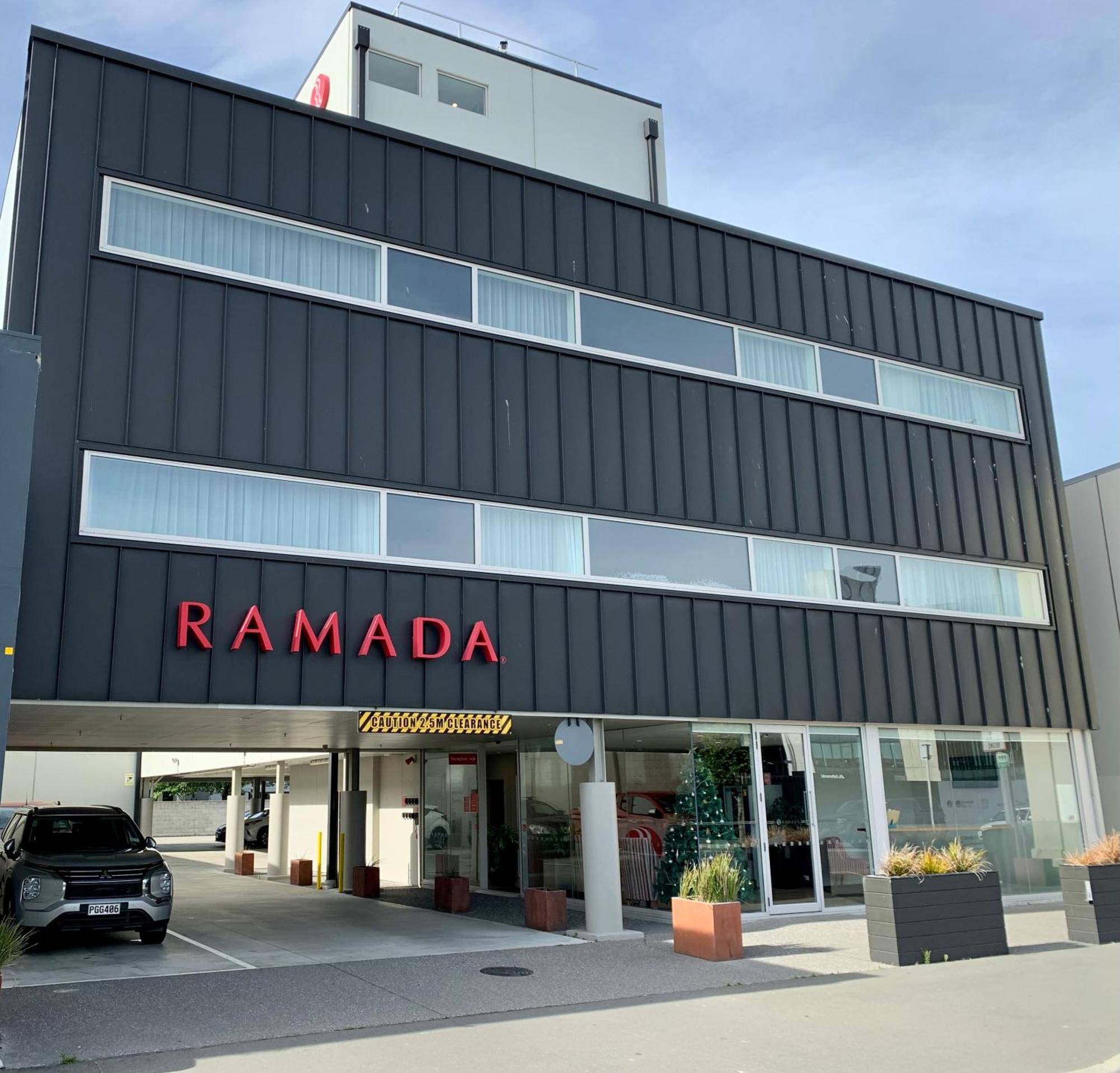 Ramada Suites By Wyndham Christchurch City Ngoại thất bức ảnh